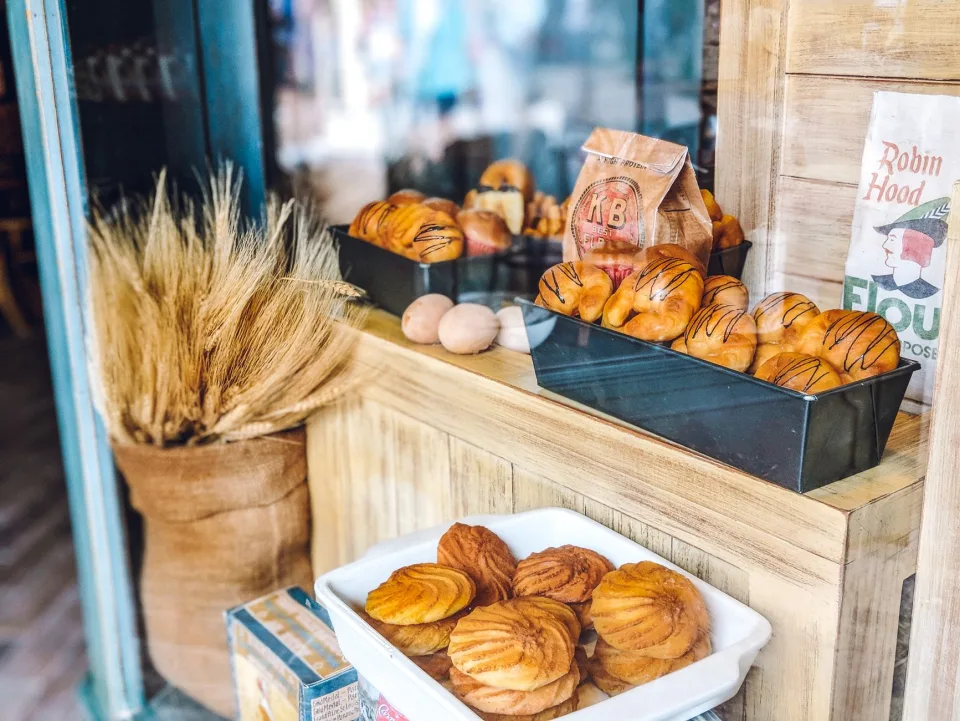 Bánh nên thử khi ghé tiệm
